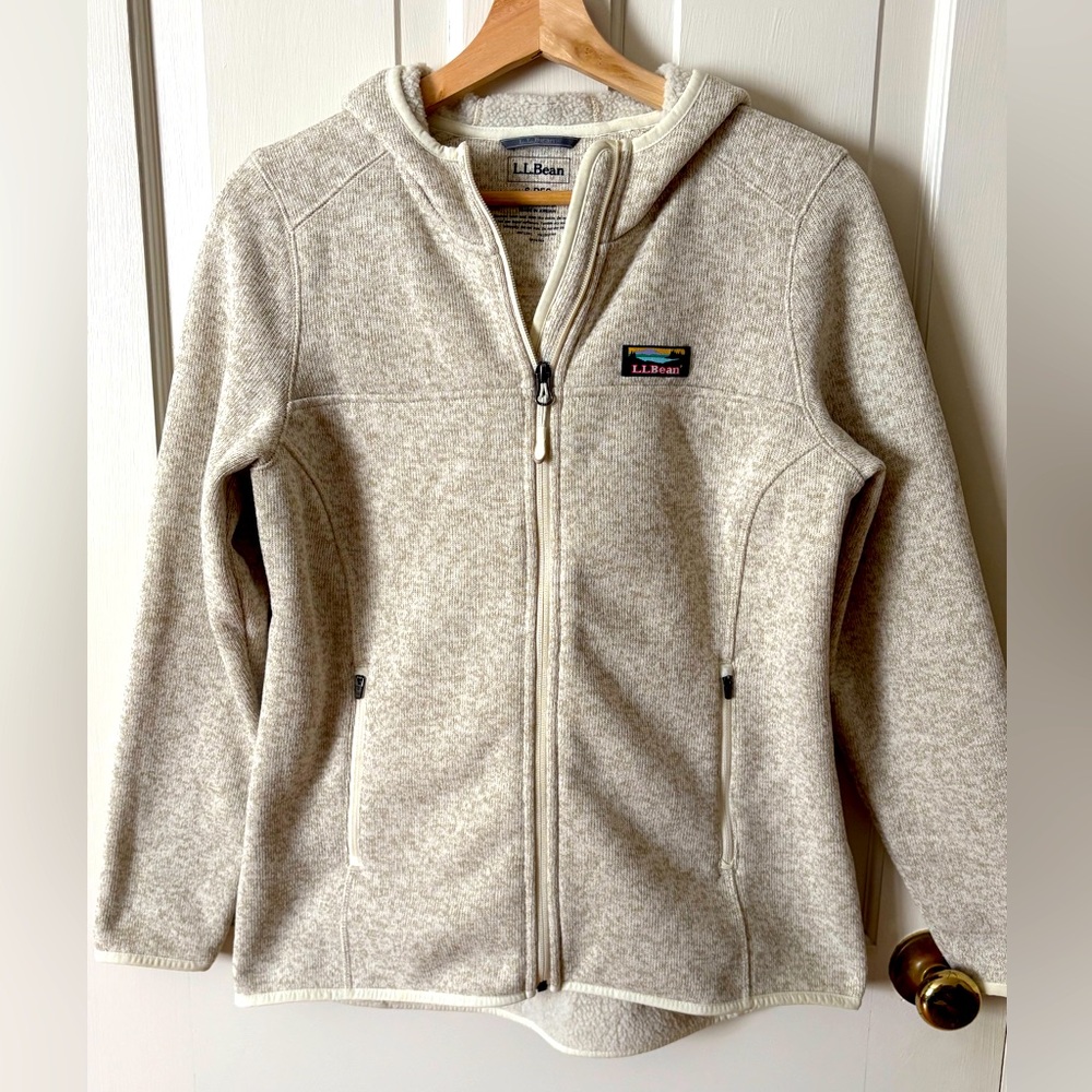 L.L. Bean women’s Beige Zip-Up sweater Hoodie